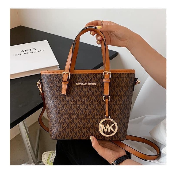 cindy lu high quality sling bag / shoulder bag Shopee Philippines