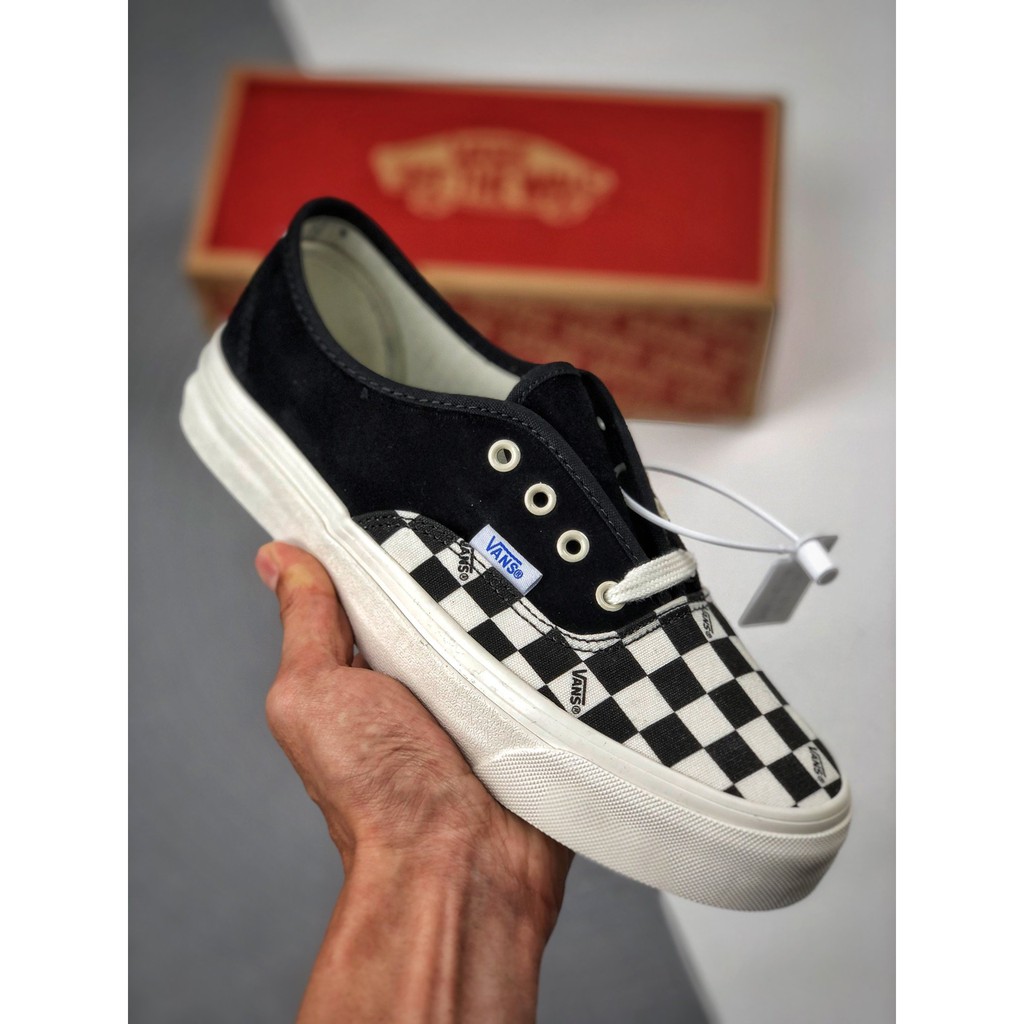 vans authentic sneakers for men