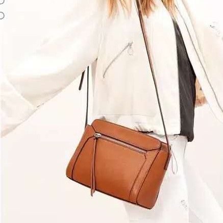 sling bag stradivarius