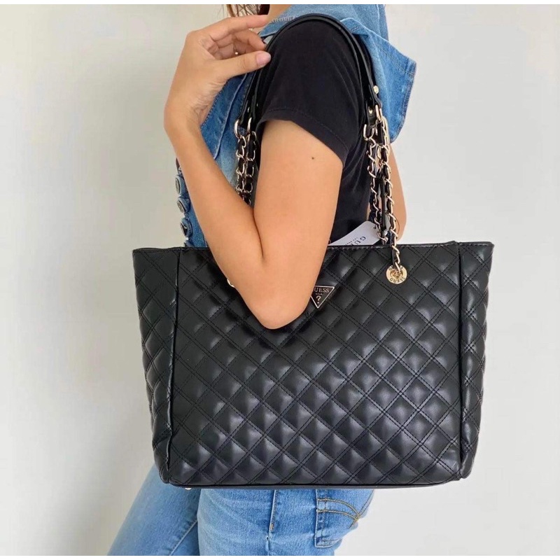 Guess Quilted Tote Bag atelieryuwa.ciao.jp