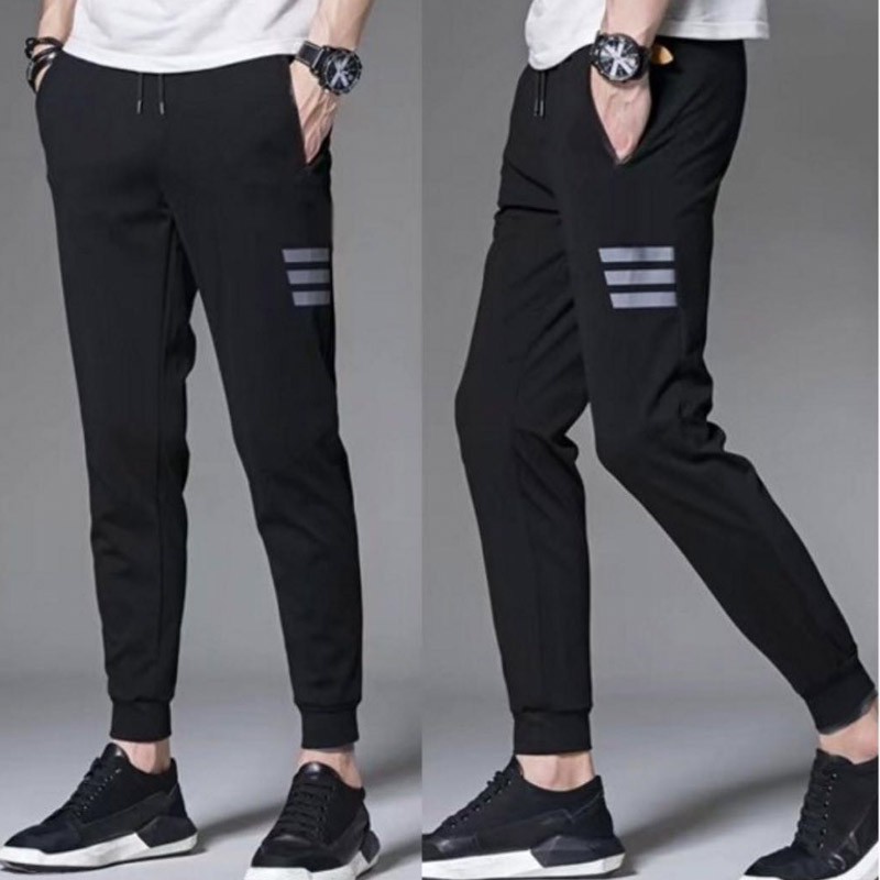 nike cuffed fleece joggers