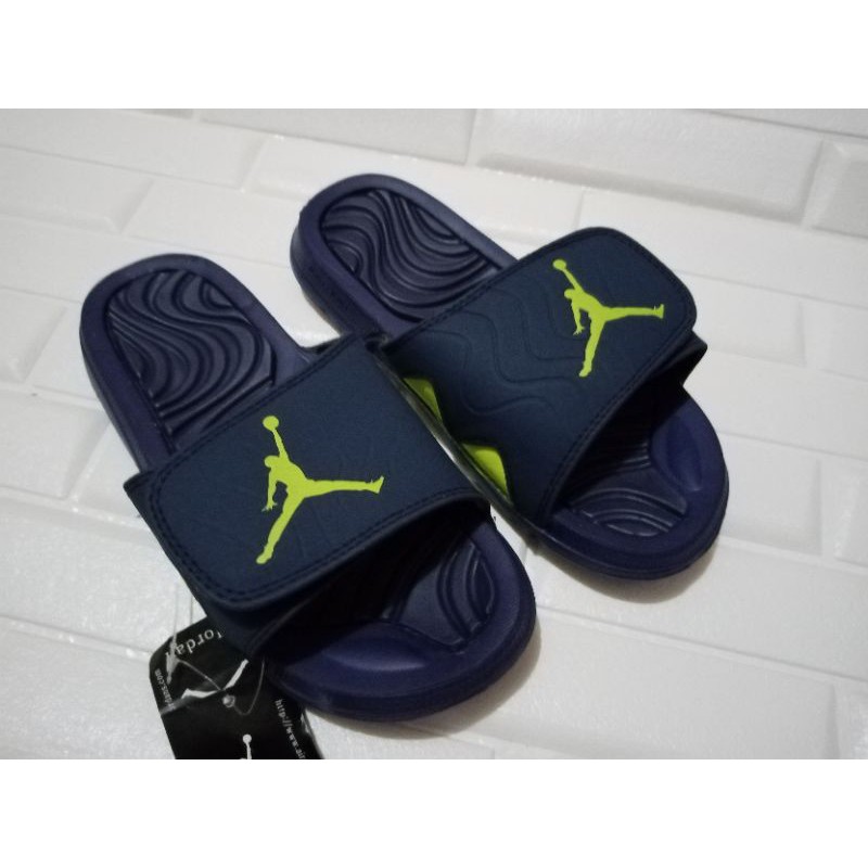 jordan slippers for ladies