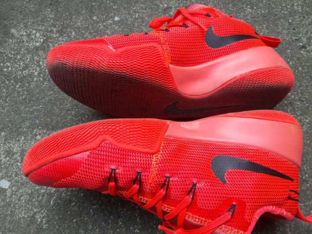 nike hypershift red