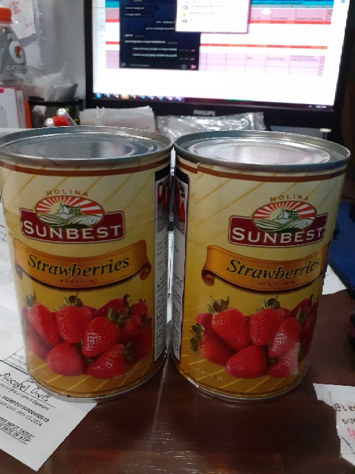 Sunbest Strawberries 410g | Shopee Philippines