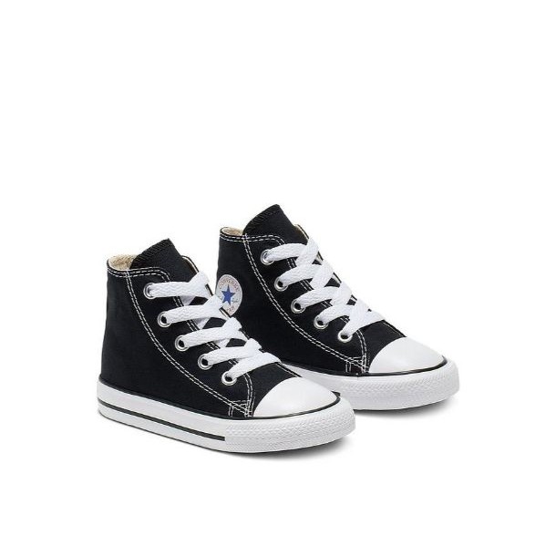 chuck taylor classic white