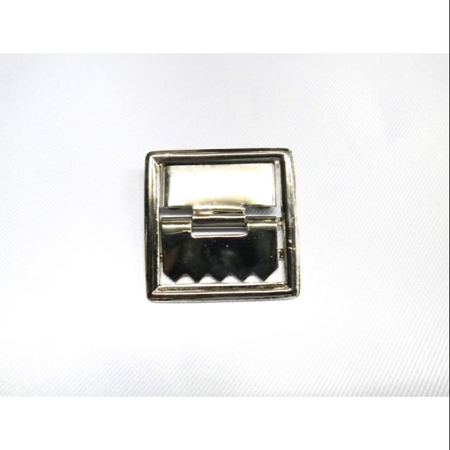 buckle silver