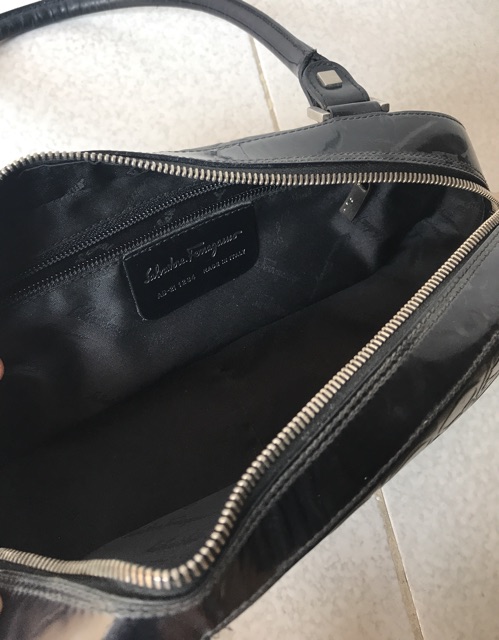 salvatore ferragamo bags philippines