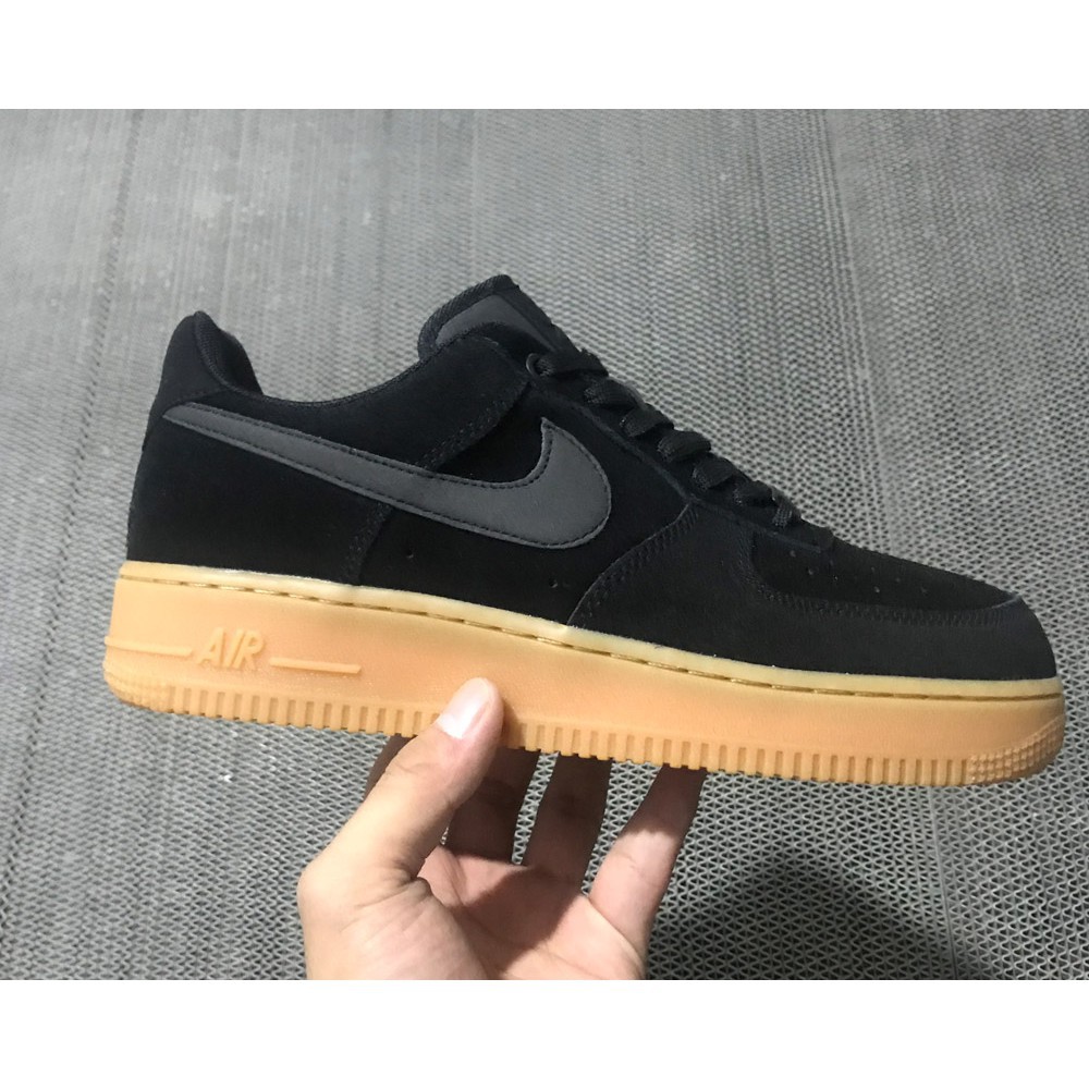 nike force 1 suede