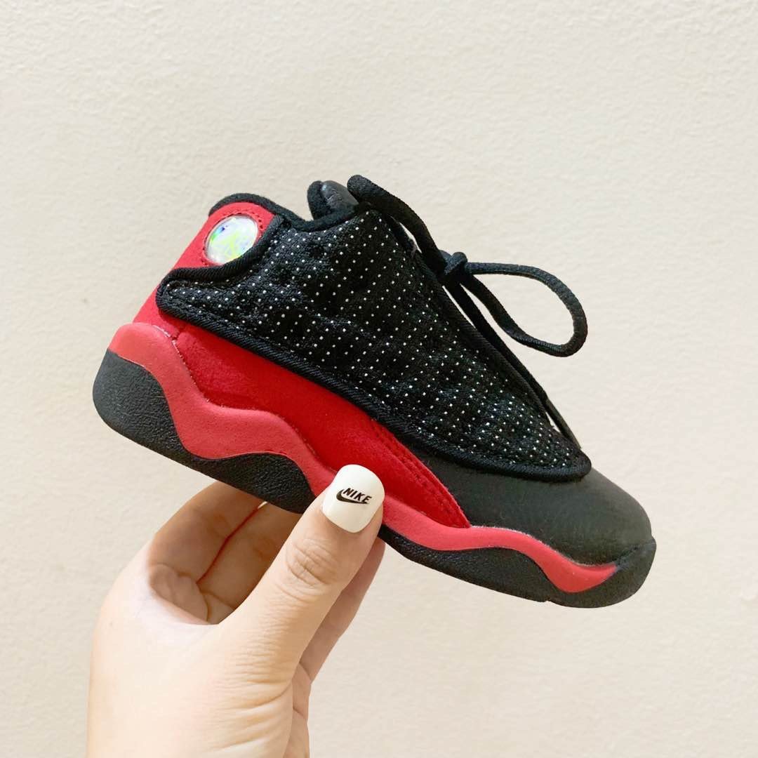girls basketball shoes black