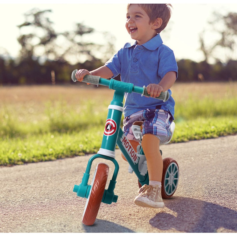 balance bike with detachable pedals