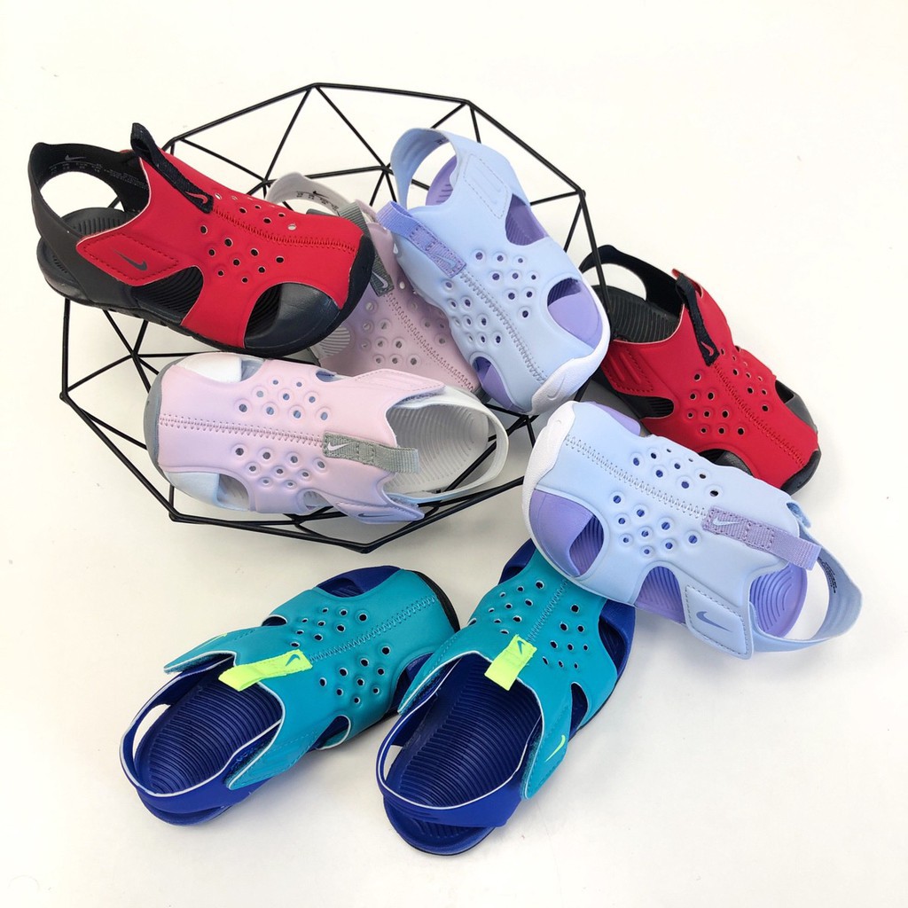 nike kids beach shoes