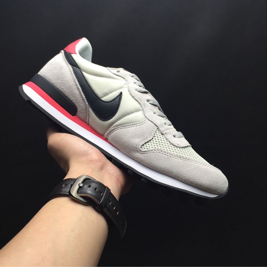 nike internationalist shoes