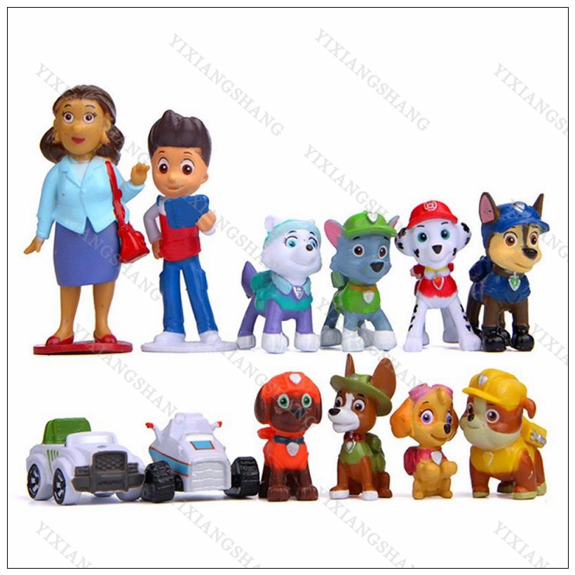 everest vehicle and figure