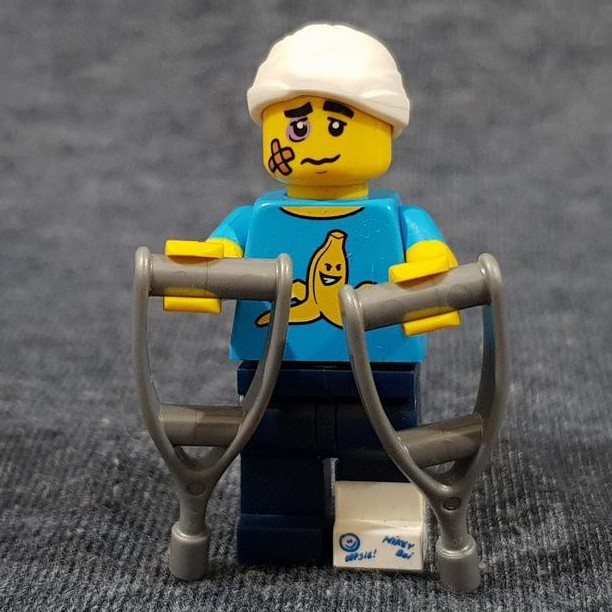 LEGO Collectible Minifigure Series 15 - Clumsy Guy | Shopee Philippines