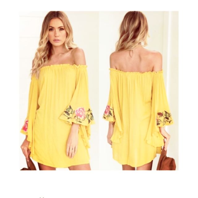 yellow flowy dress