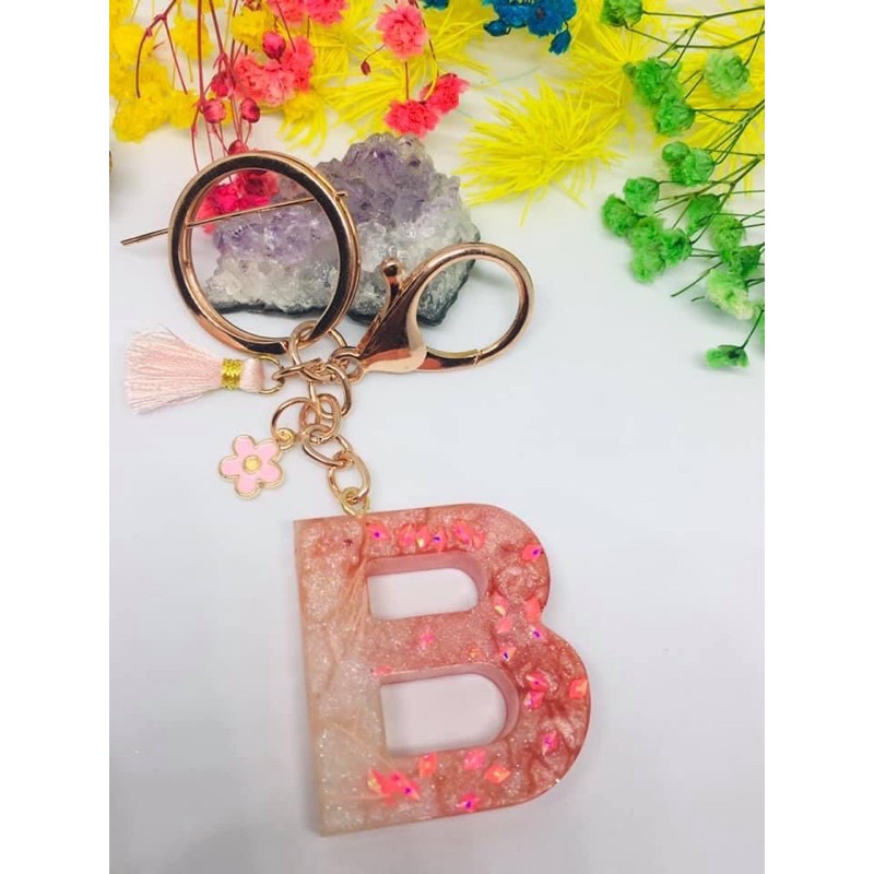 2for99.00 Initial keychains (B) | Shopee Philippines