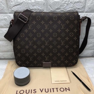 louis vuitton suitcase men