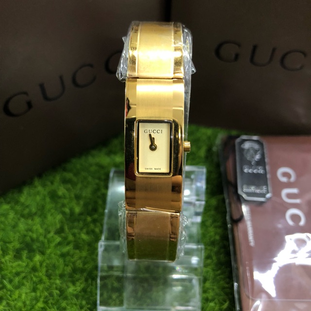 gucci studded watch