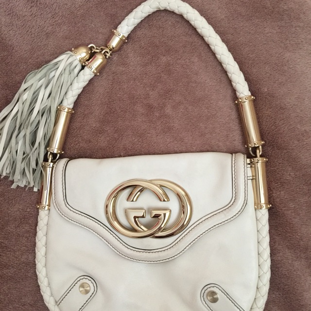 gucci britt tassel bag