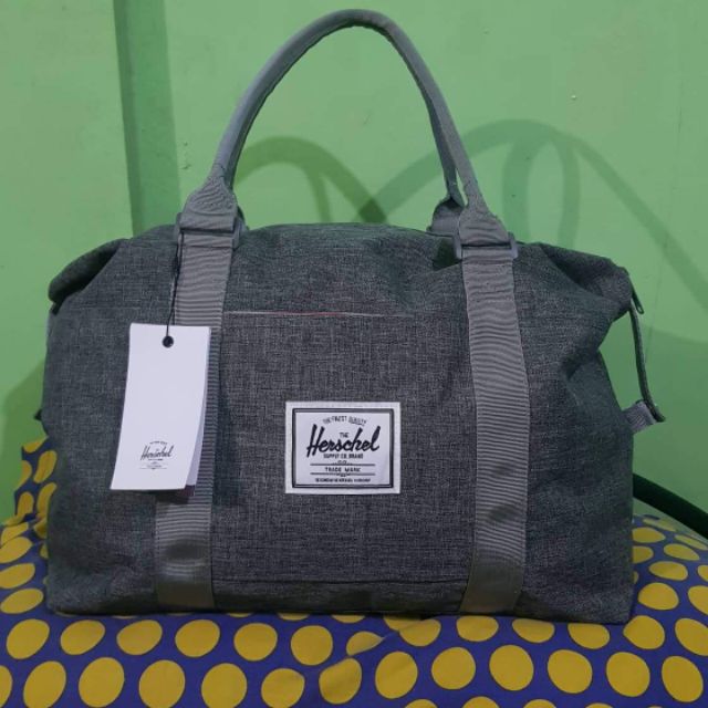 grey herschel duffle bag