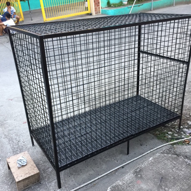 large breed dog crate