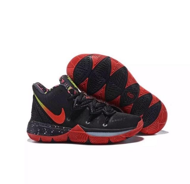 kyrie venom