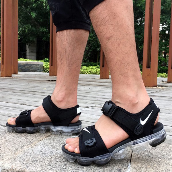 new nike sandals 2018