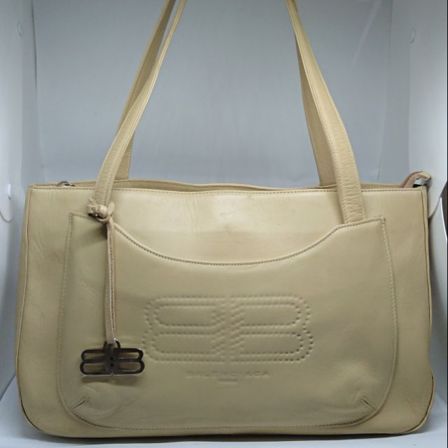 cream balenciaga bag