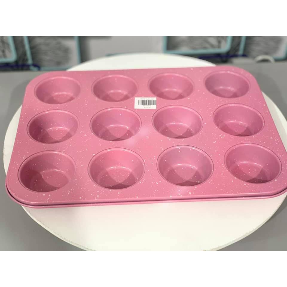 pink baking pans
