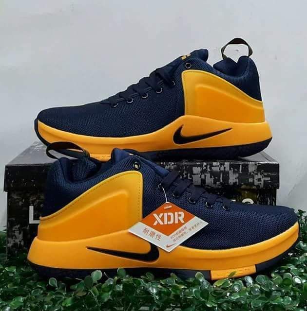 nike xdr shoes price