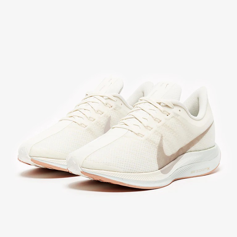 nike pegasus beige
