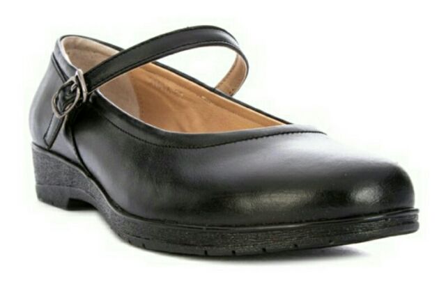 black slip on shoes