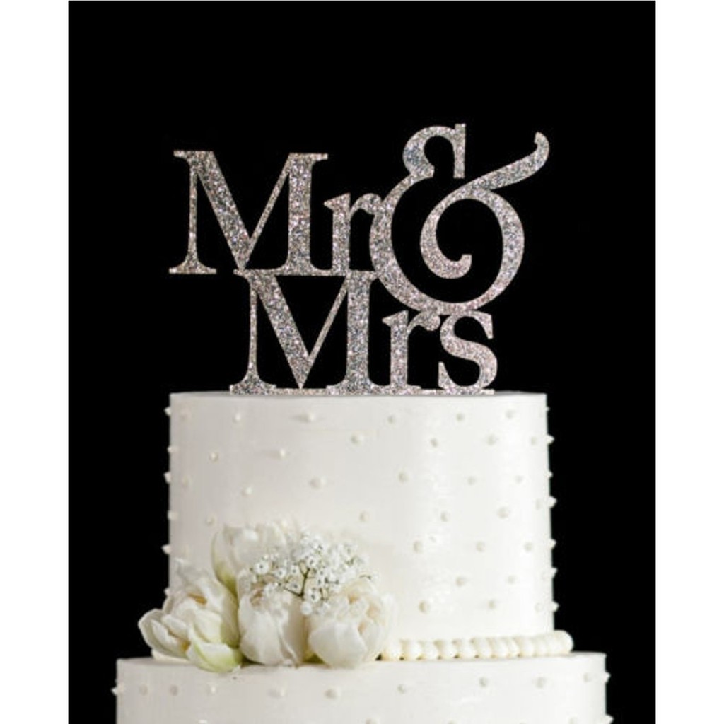 Details about   Mr&Mrs Romantic Silver Shiny Cake Topper Wedding Party Top Letter Decor I 