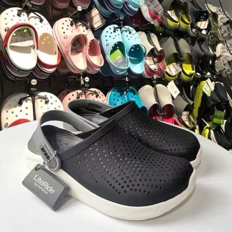 2021 new crocs hole shoes LiteRide men casual flat Flip-flop beach men's  Slippers Couple | Shopee Philippines