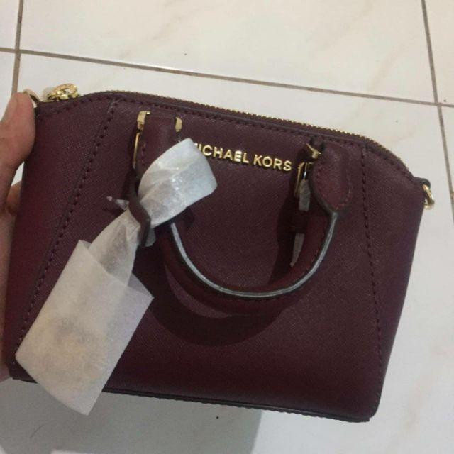 michael kors mini saffiano crossbody