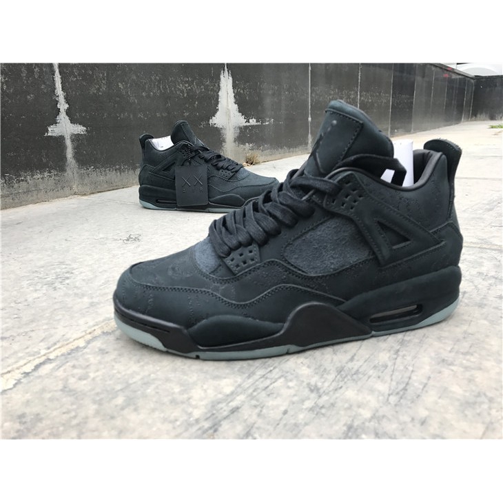 nike kaws air jordan 4