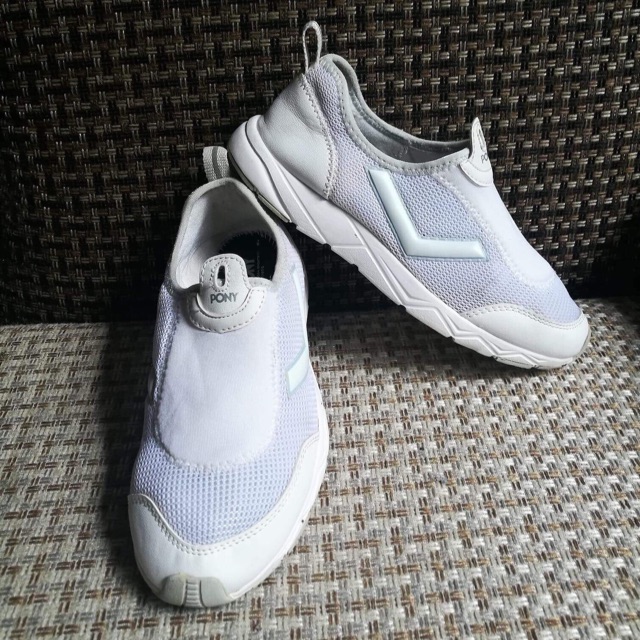 pony shoes price