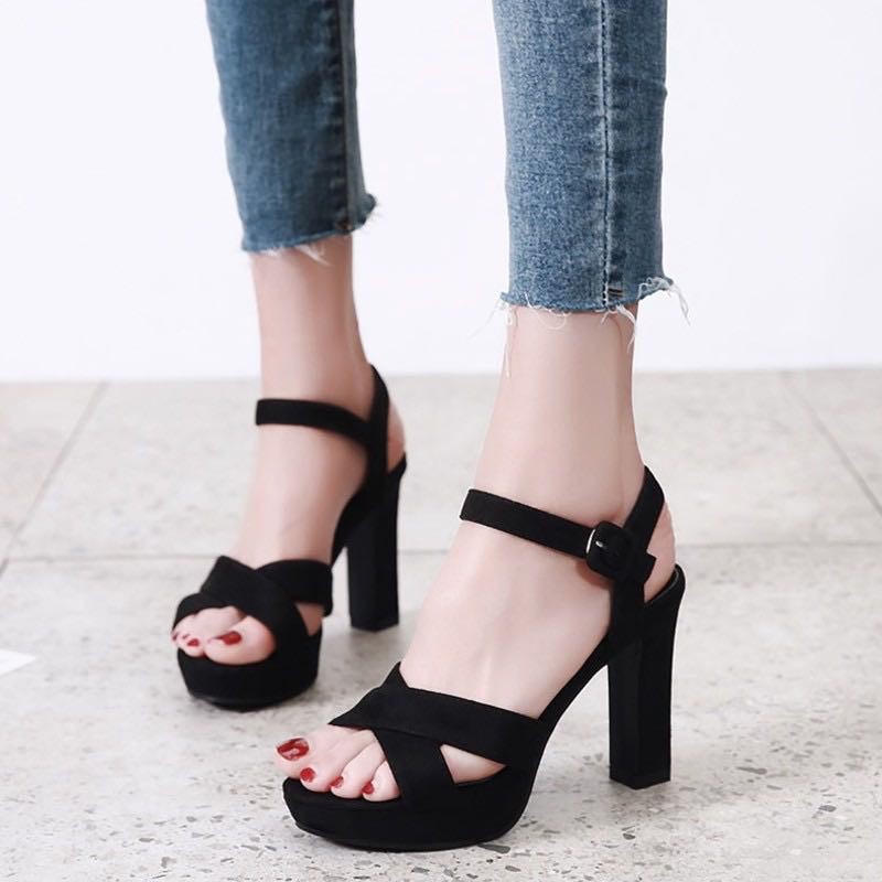 heel sandals for ladies