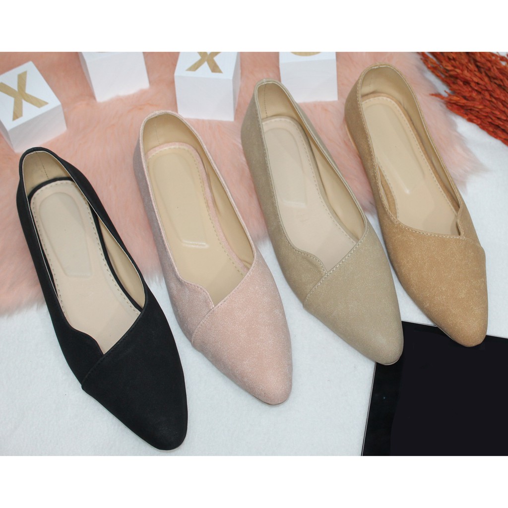 ON HAND Trendy Pointed Doll Shoes (dollies / dollshoes