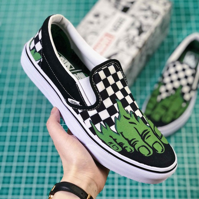 hulk vans size 10