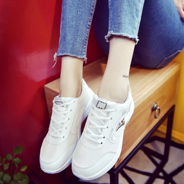 White rubber shoes white leather shoes | Shopee Philippines