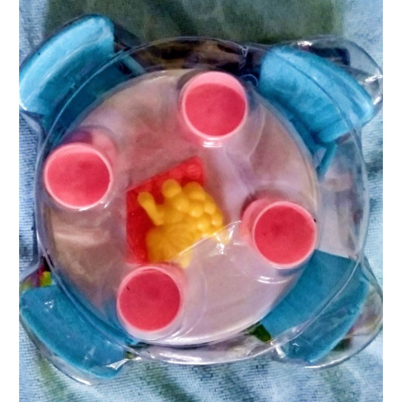 kitchen set and barbie set