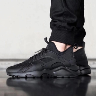 nike huarache triple black mens
