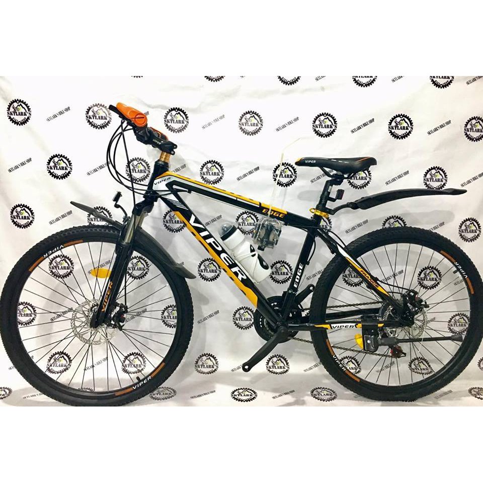 yellow and black mountain bike