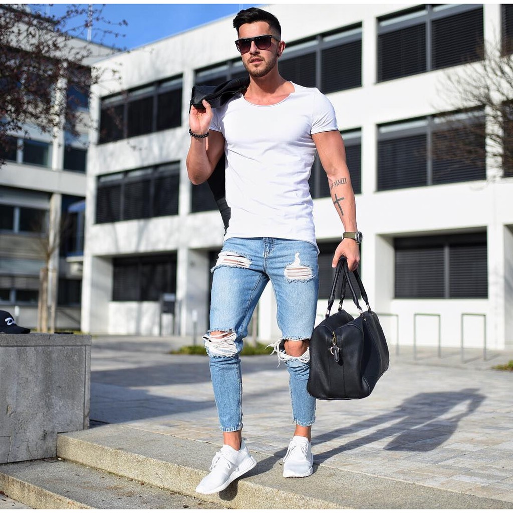 street style ripped jeans
