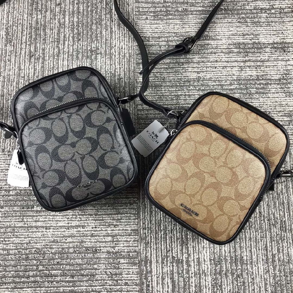 coach travel purse