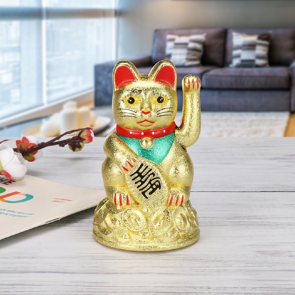 chinese waving cat statue