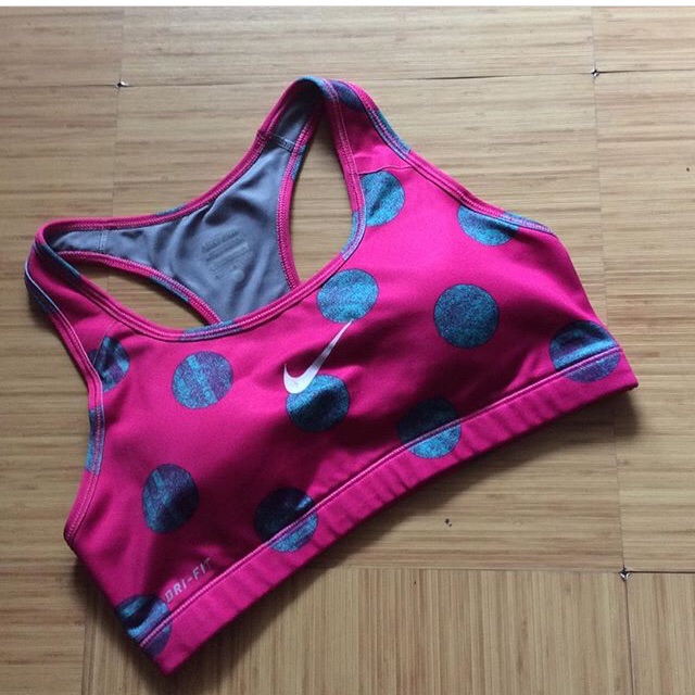 nike polka dot sports bra