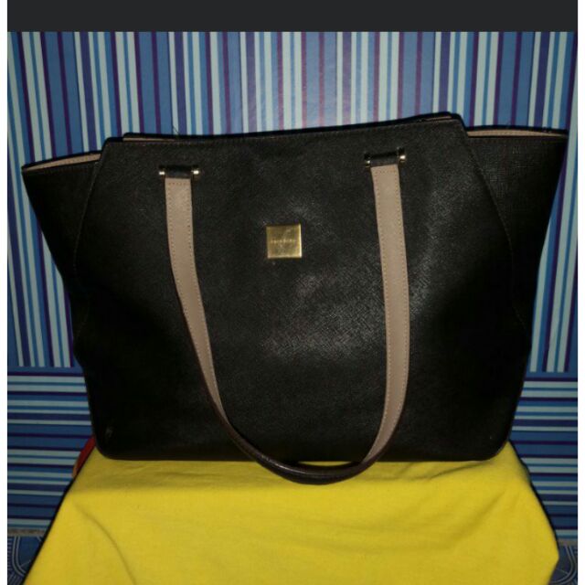 pelle borsa bag price