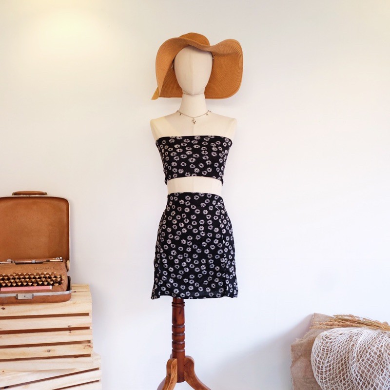 philips hue white and colour ambiance impress